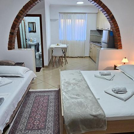 Aliaj Guest House Μπεράτ Εξωτερικό φωτογραφία