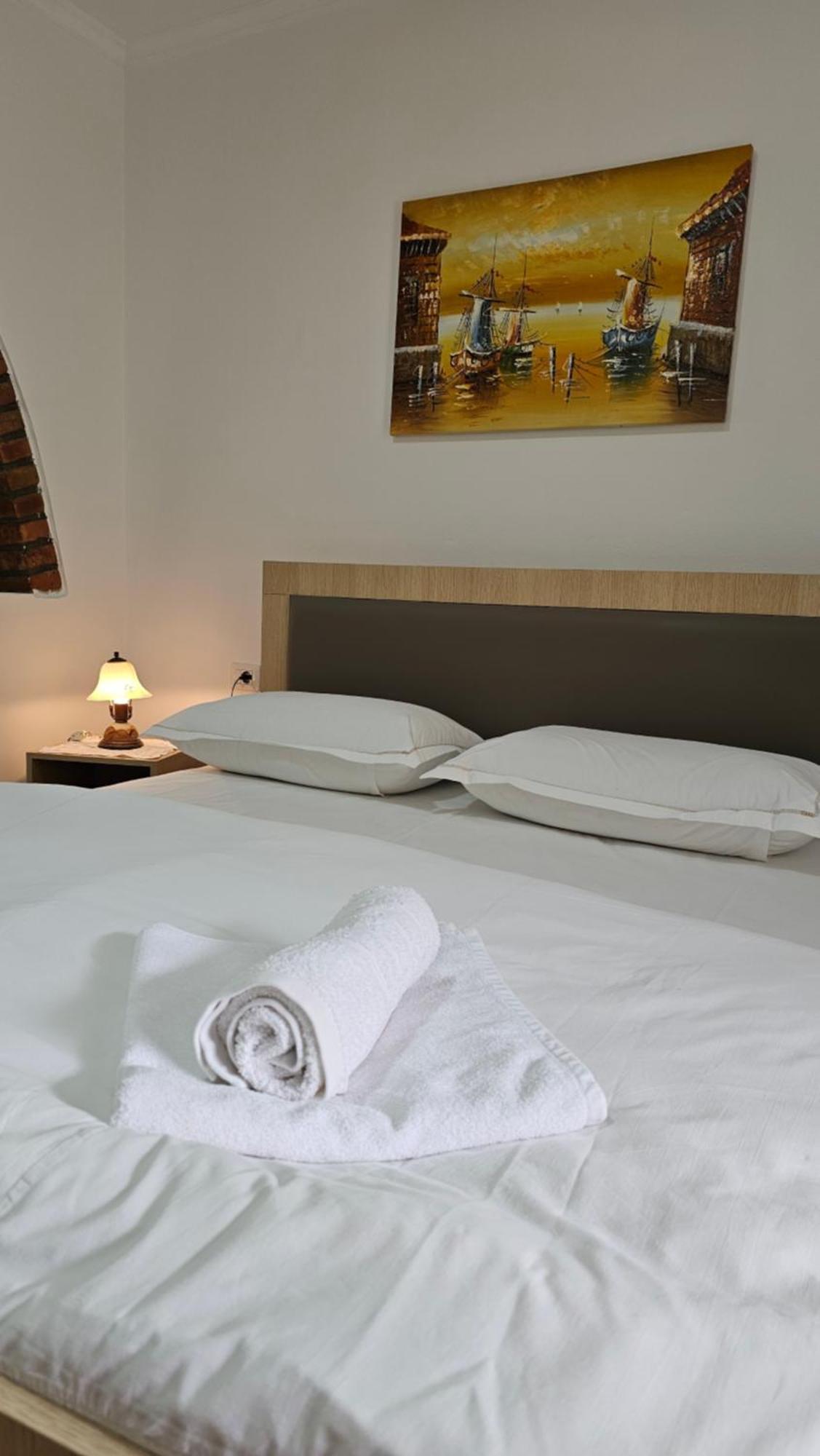 Aliaj Guest House Μπεράτ Εξωτερικό φωτογραφία